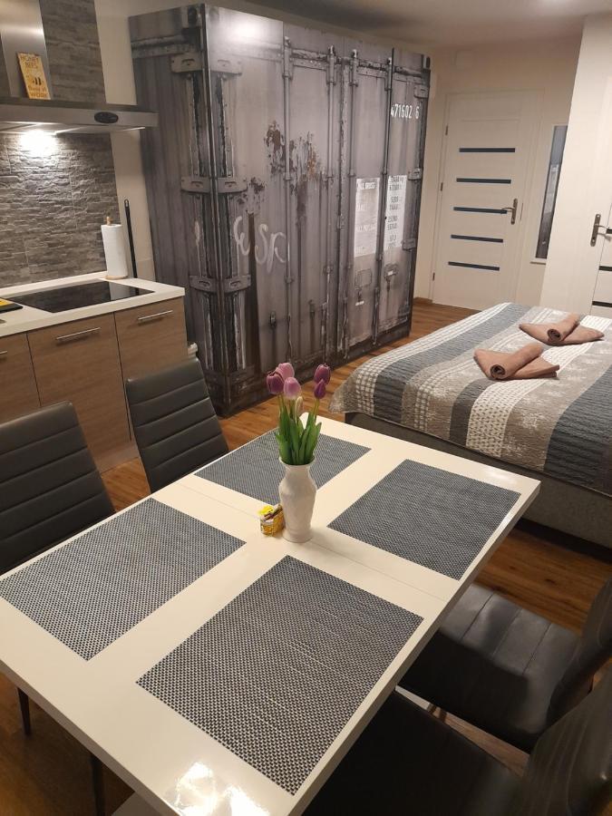 Honey Apartment Лендава Экстерьер фото
