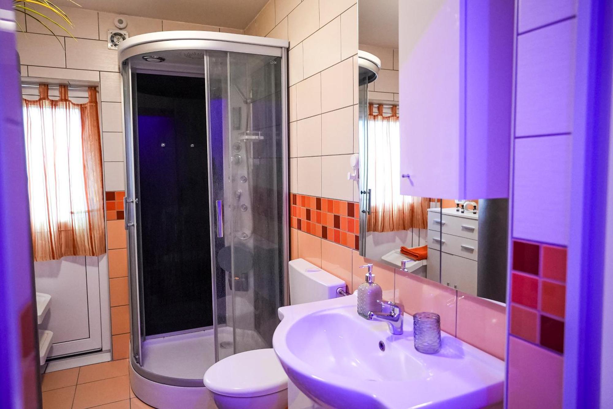 Honey Apartment Лендава Экстерьер фото