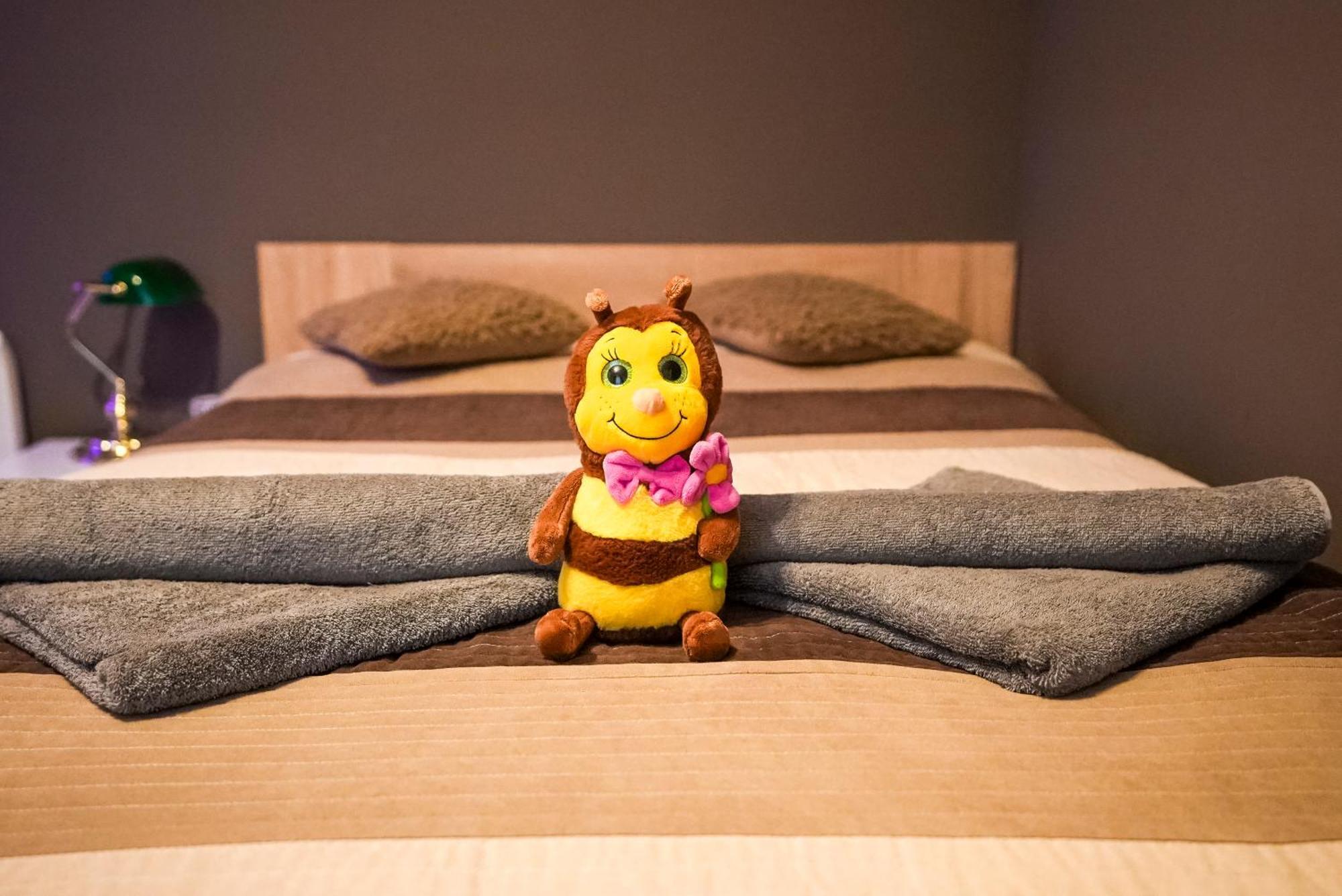 Honey Apartment Лендава Экстерьер фото